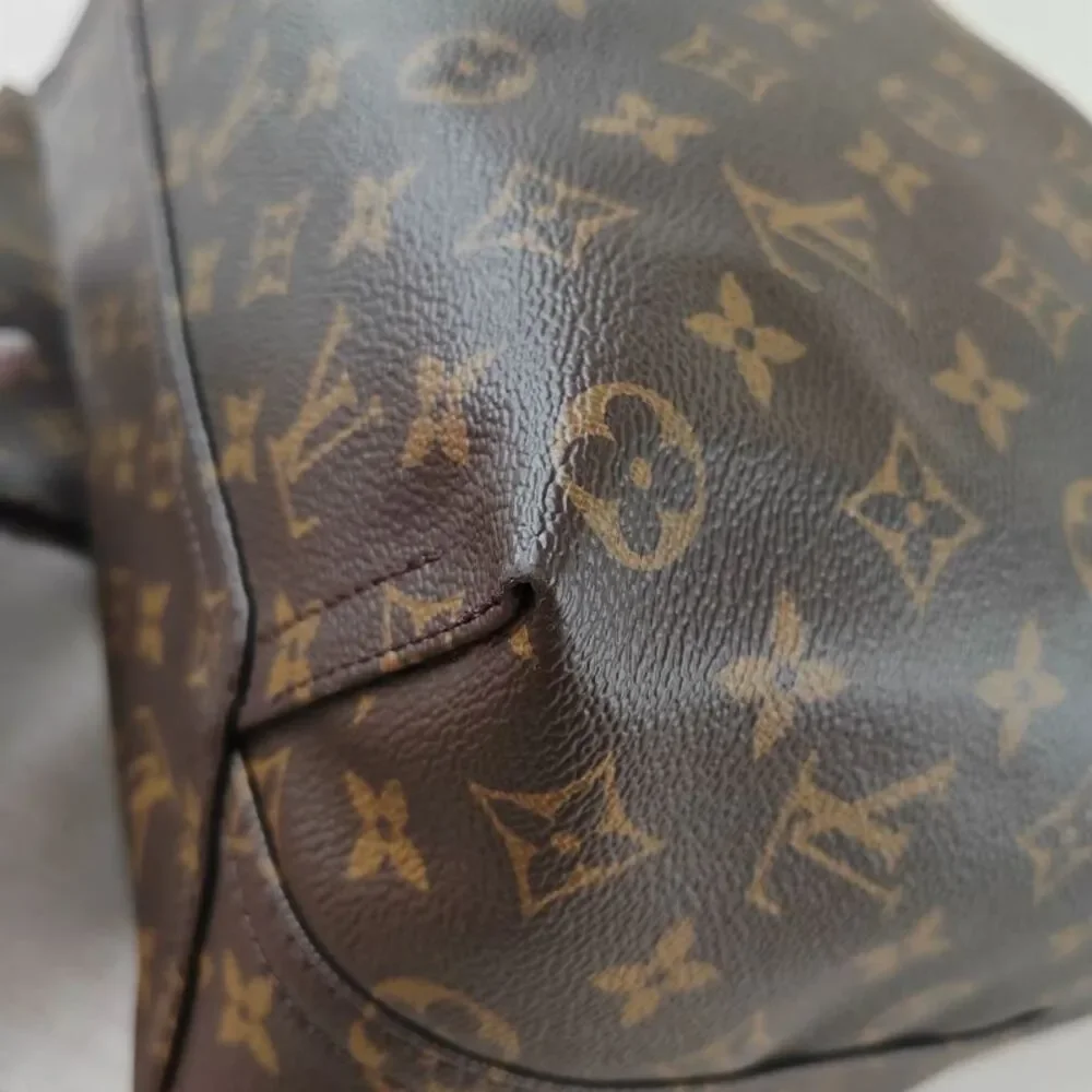 Louis Vuitton Women Pre-Loved Bag Very Good Condition